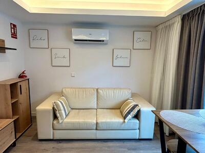 MITRA Sarria Living Suite 4 - 2
